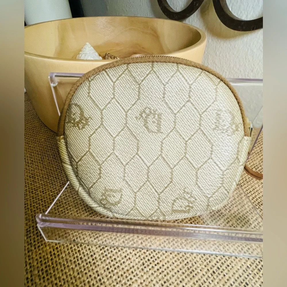 Dior logo zippered
